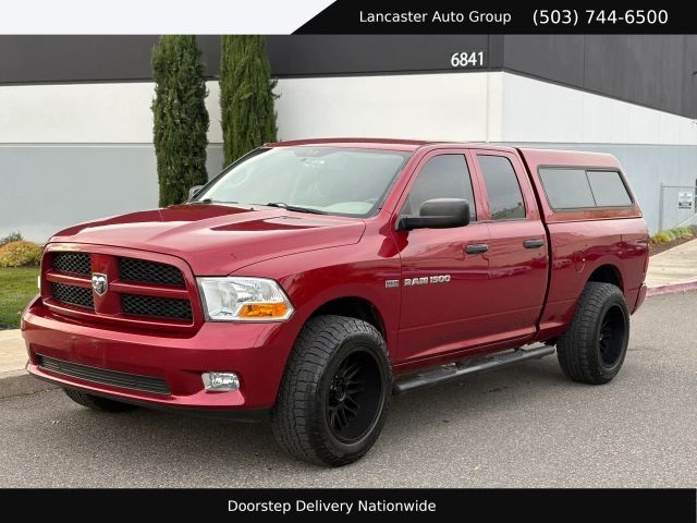 2012 DODGE Ram