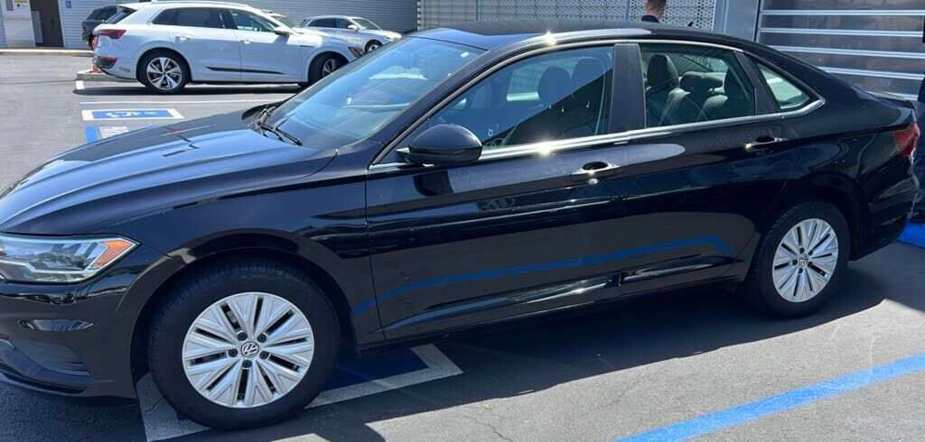 2019 VOLKSWAGEN Jetta