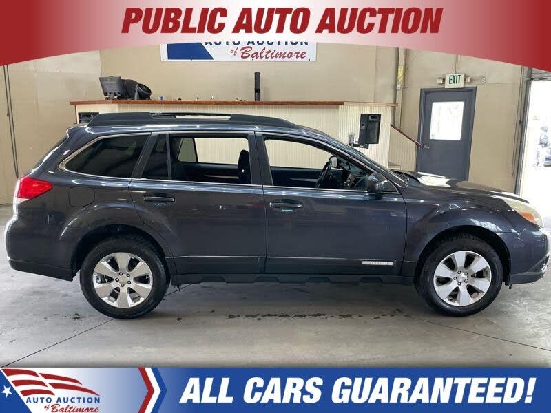 2011 SUBARU Outback