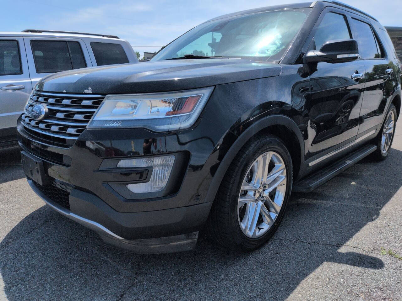2017 FORD Explorer