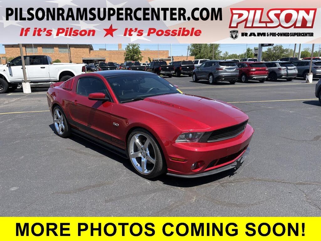 2011 FORD Mustang
