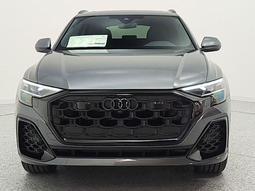 2026 Audi Q8
