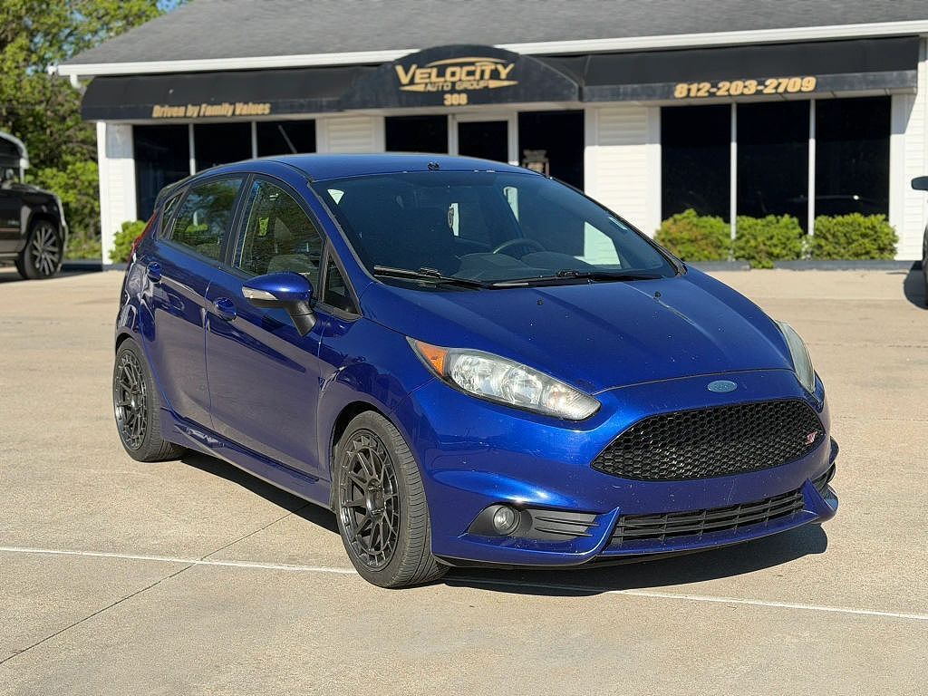 2015 FORD Fiesta