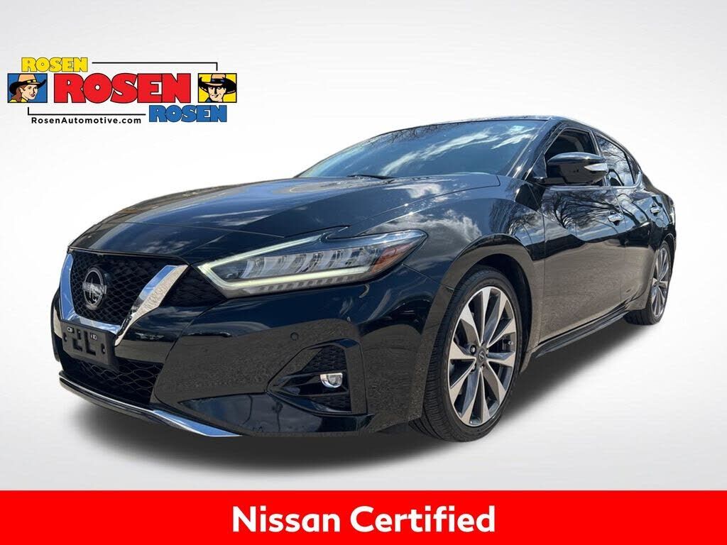 2023 NISSAN Maxima