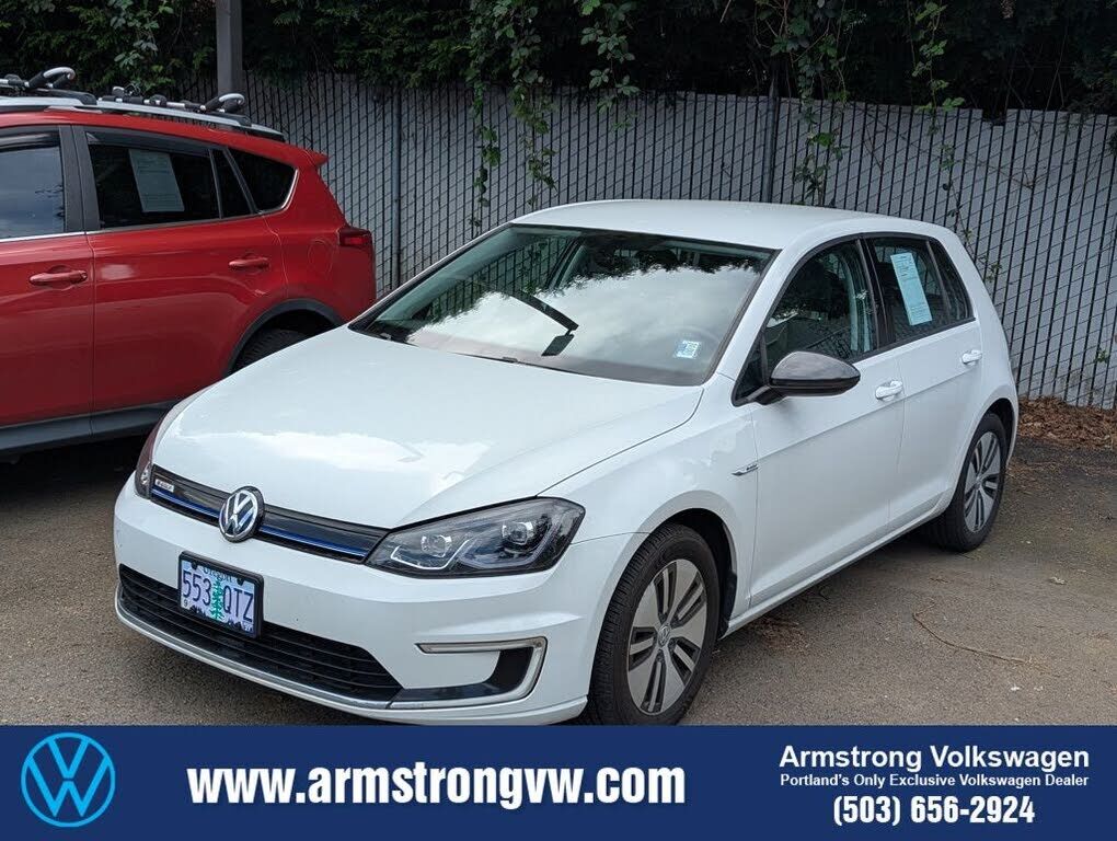 2016 VOLKSWAGEN e-Golf