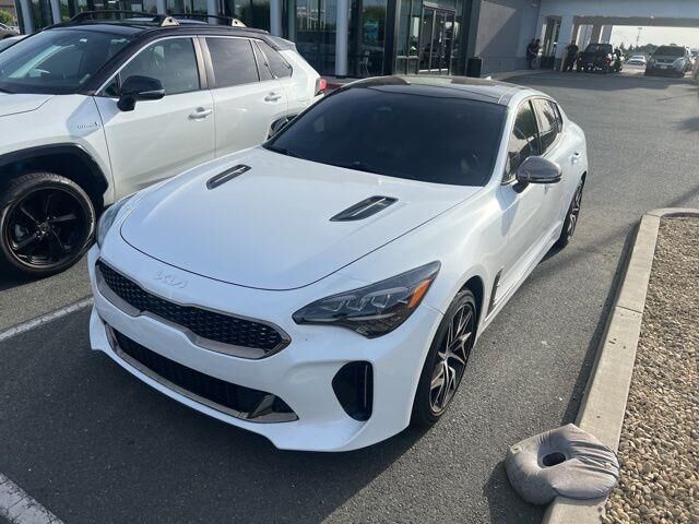 2023 KIA Stinger