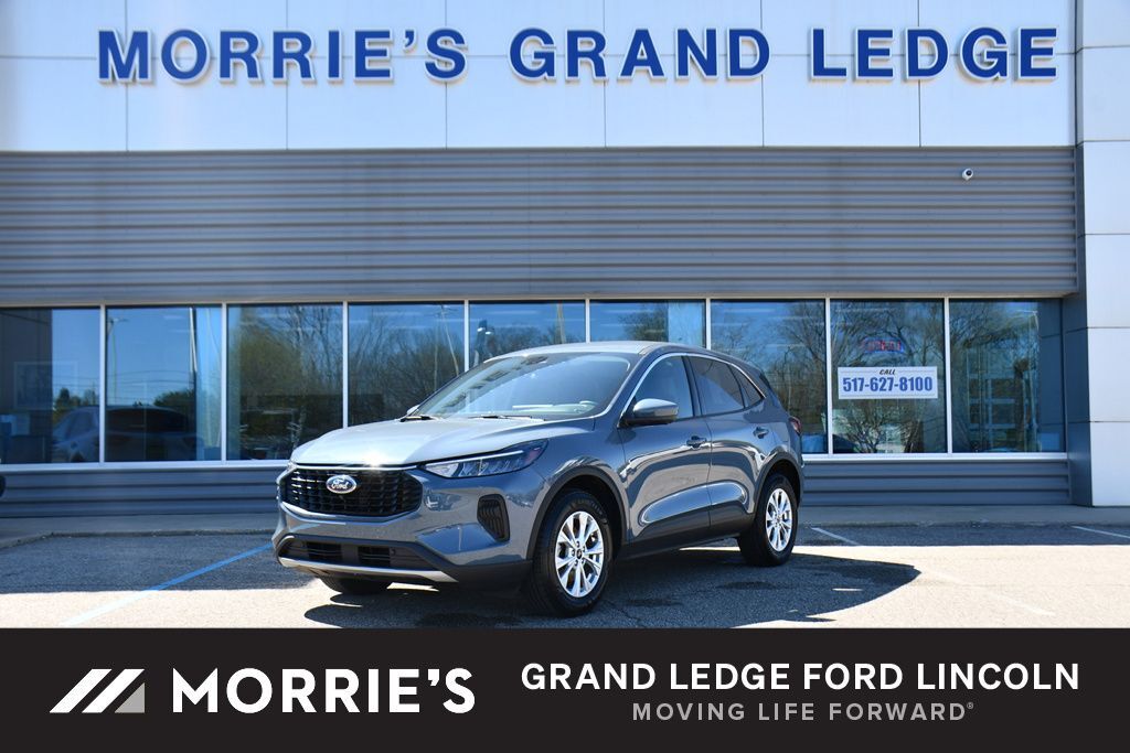 2023 FORD Escape