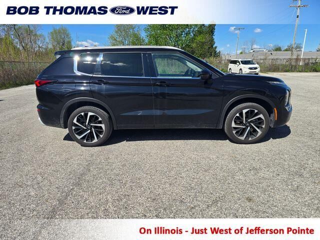 2024 MITSUBISHI Outlander