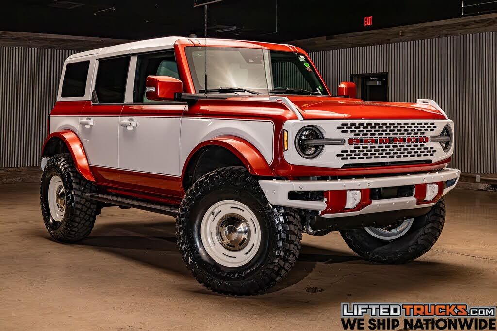 2023 FORD Bronco