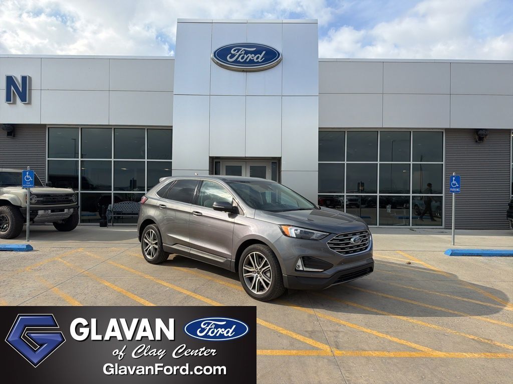 2023 FORD Edge