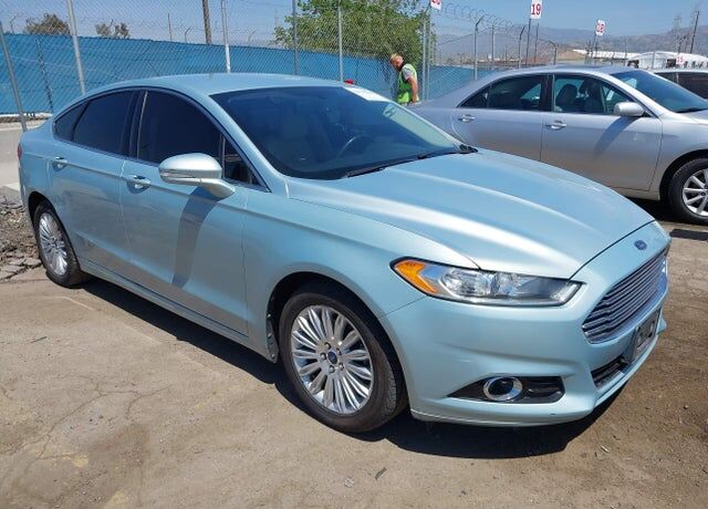 2013 FORD Fusion