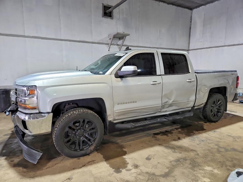 2018 CHEVROLET Silverado