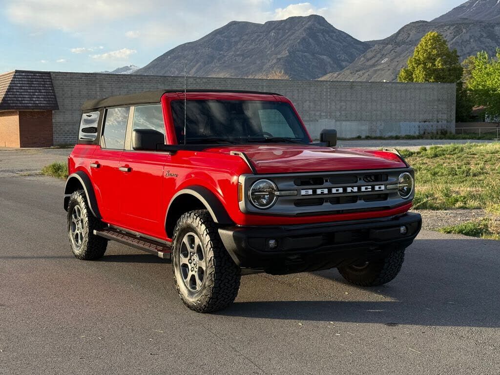 2021 FORD Bronco