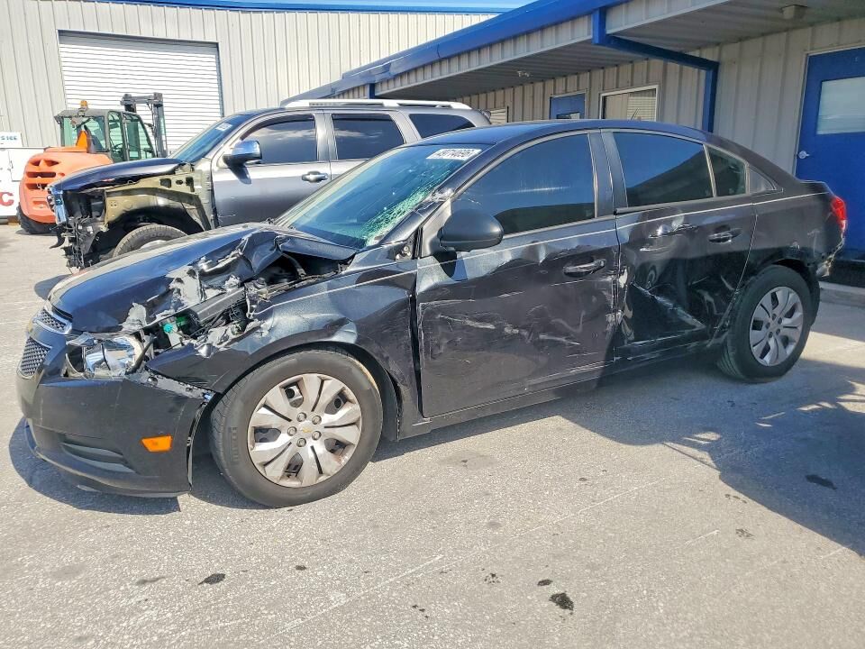 2013 CHEVROLET Cruze