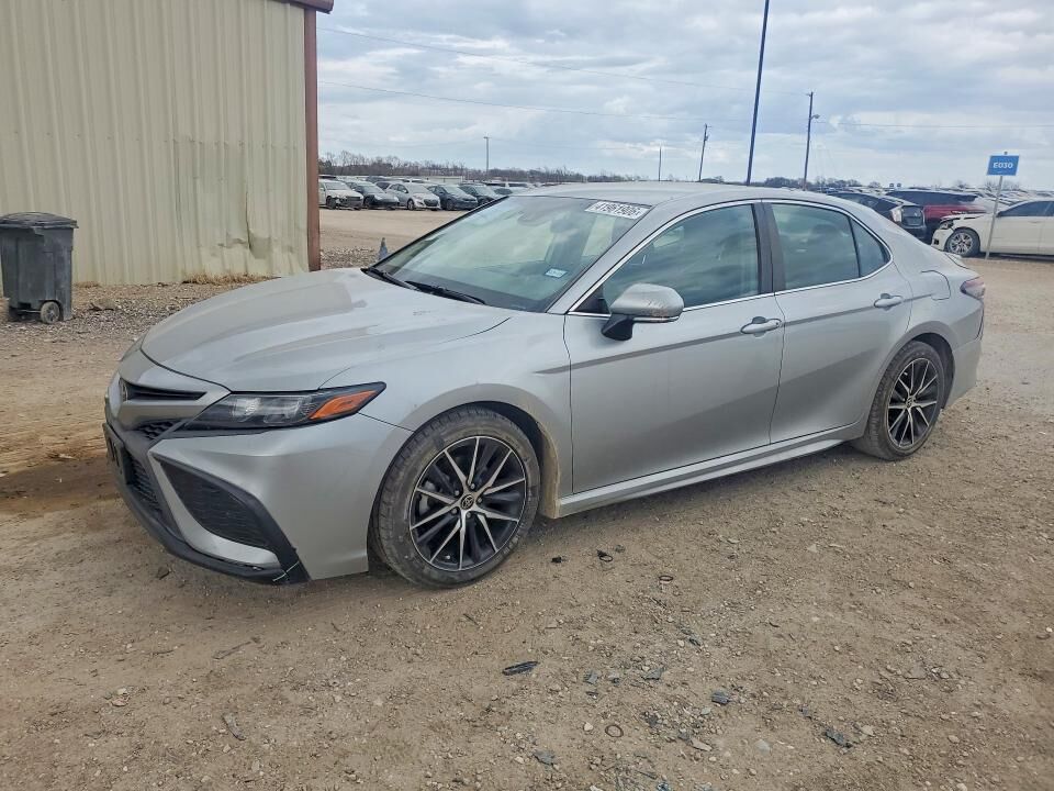 2022 TOYOTA Camry
