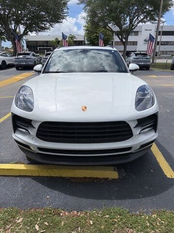 2021 PORSCHE Macan