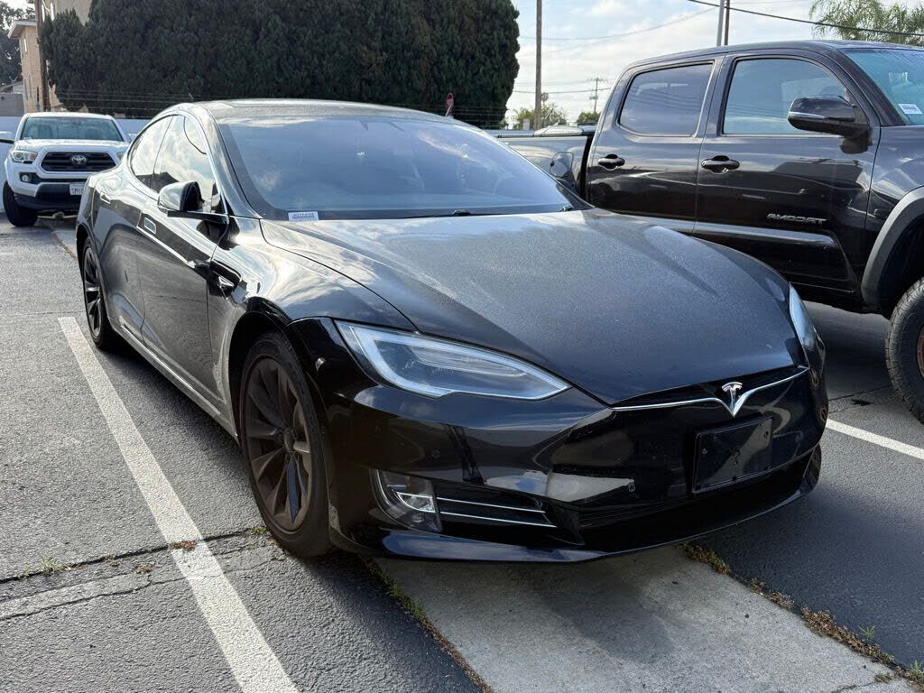 2018 TESLA Model S
