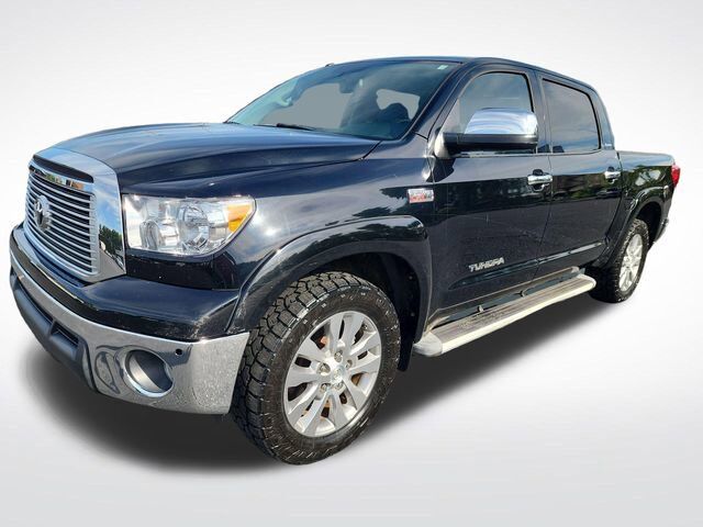 2011 TOYOTA Tundra