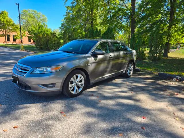 Ford Taurus