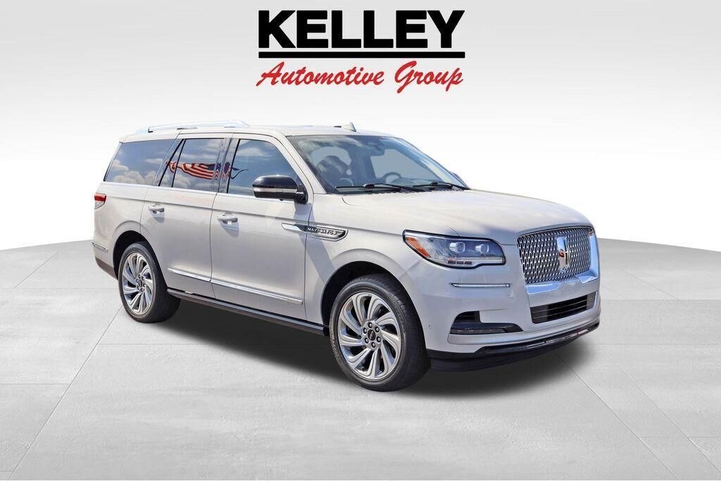 2024 LINCOLN Navigator