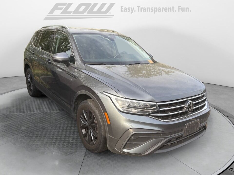 2022 VOLKSWAGEN Tiguan