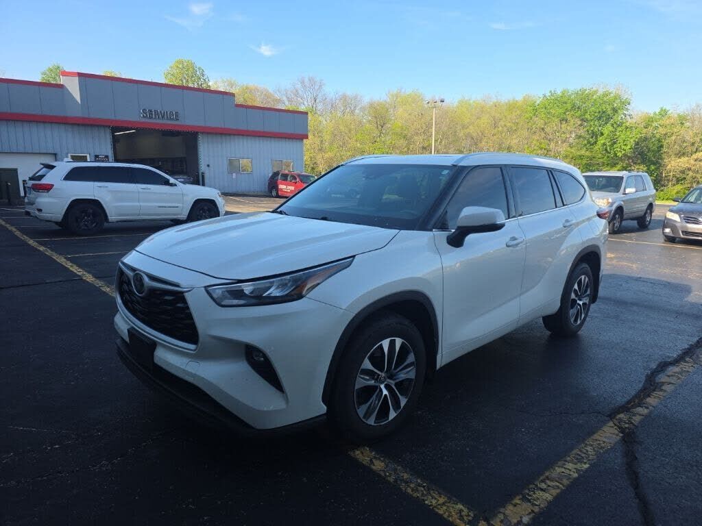 2020 TOYOTA Highlander