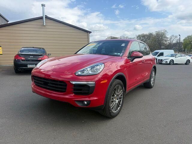 2017 PORSCHE Cayenne