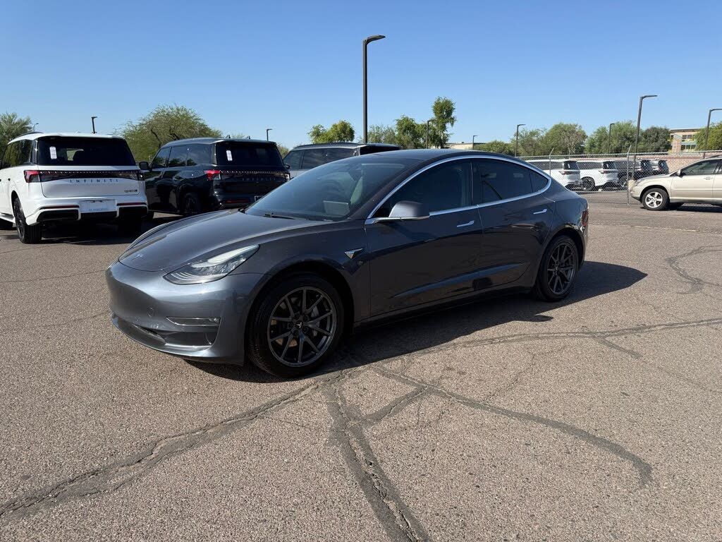 2019 TESLA Model 3