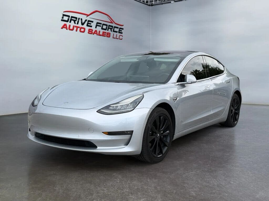 2018 TESLA Model 3