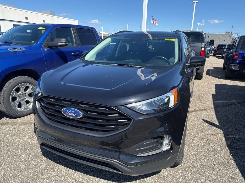 2022 FORD Edge