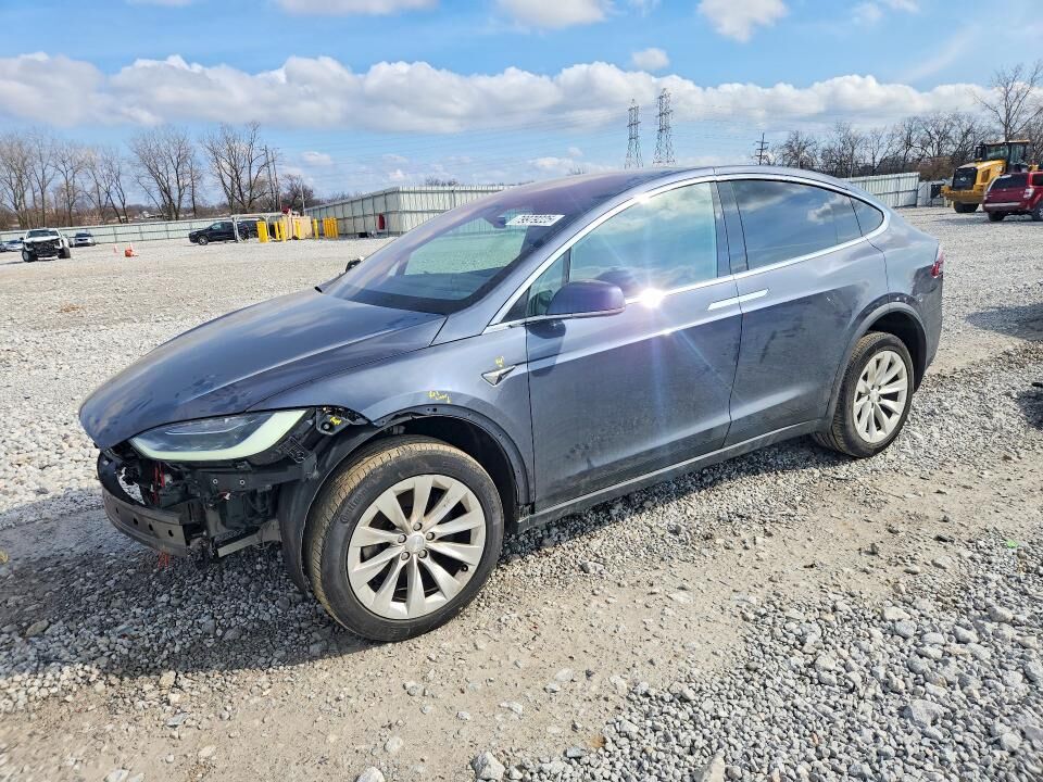 2018 TESLA Model X