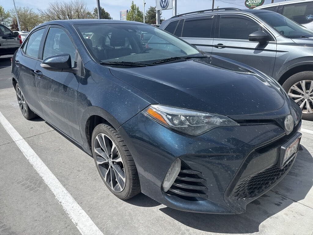 2018 TOYOTA Corolla
