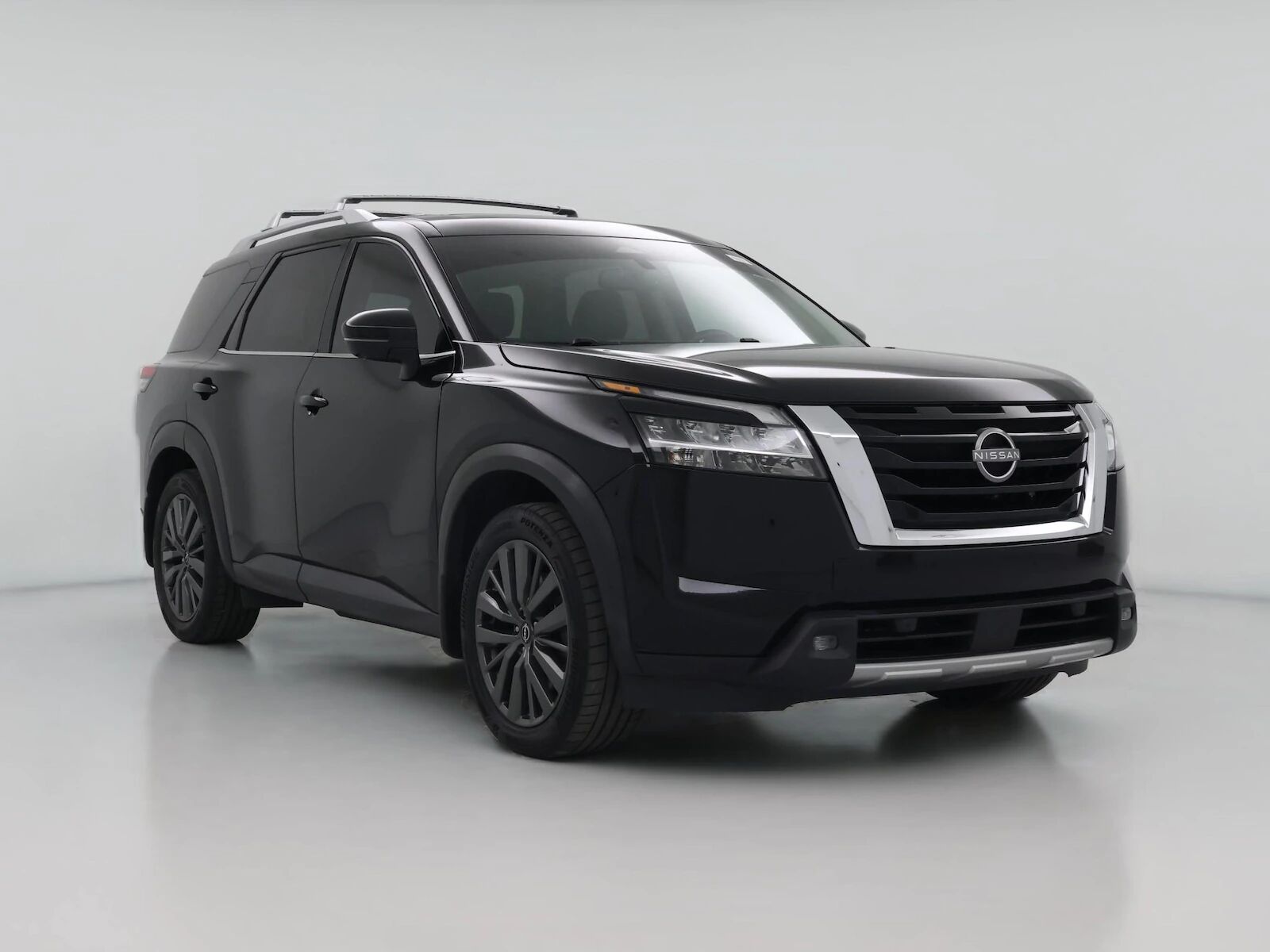 2022 NISSAN Pathfinder