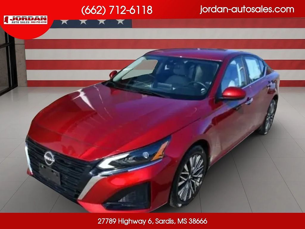 2024 NISSAN Altima