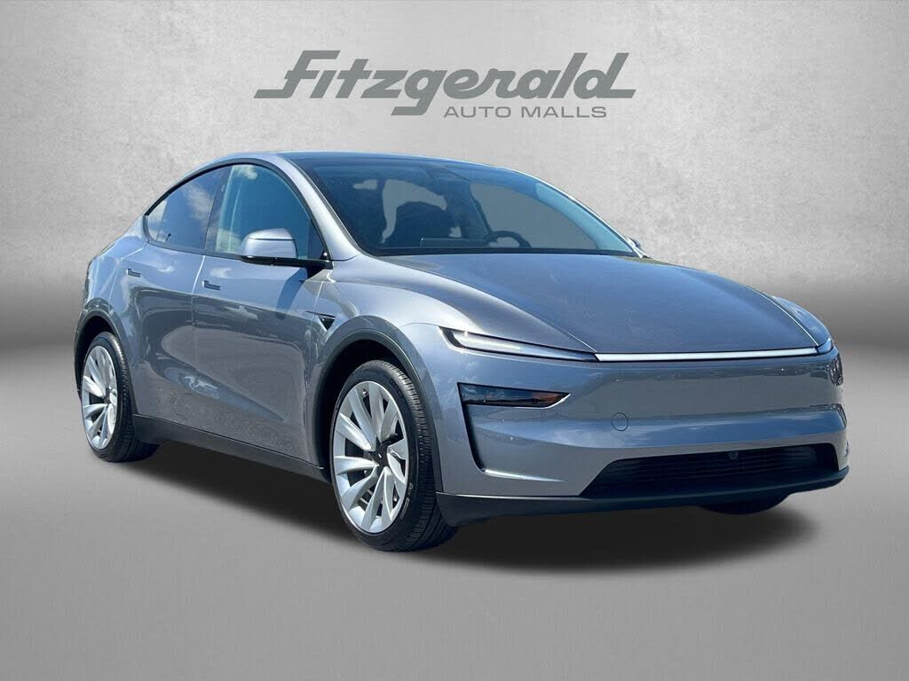 2026 TESLA Model Y