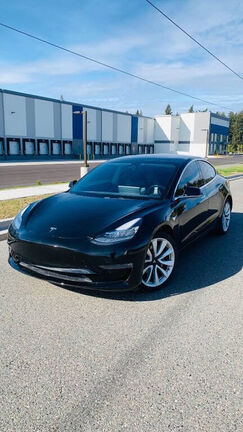 2018 TESLA Model 3