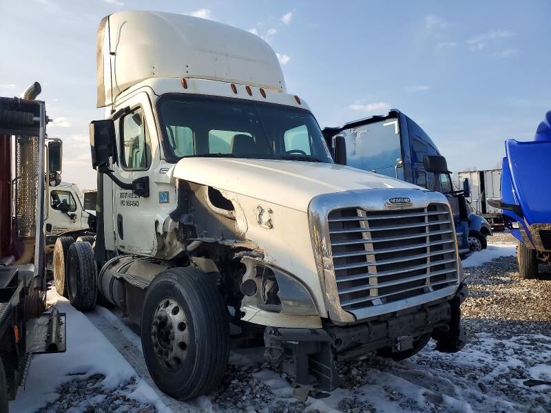 2017 FREIGHTLINER Cascadia