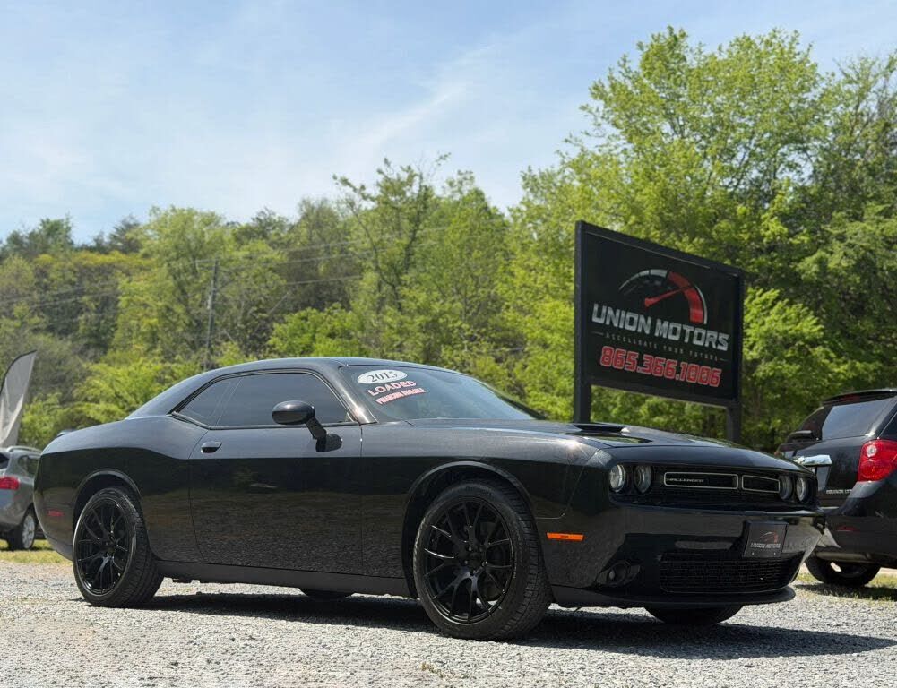 2015 DODGE Challenger