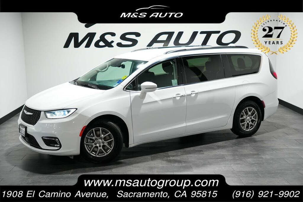 2021 CHRYSLER Pacifica