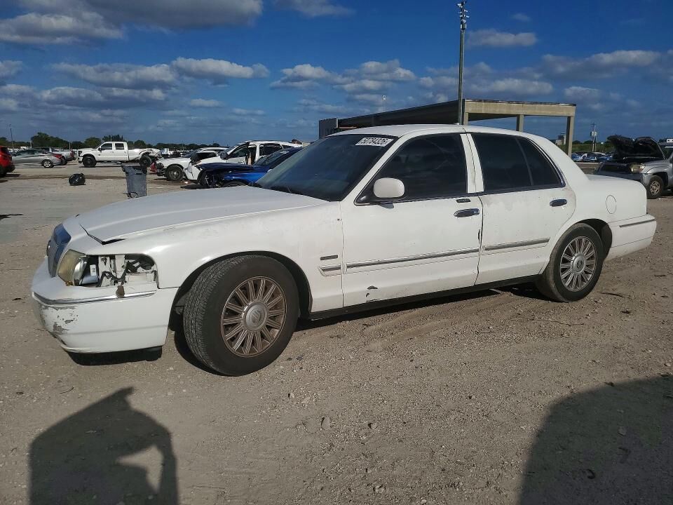 2011 MERCURY Grand Marquis
