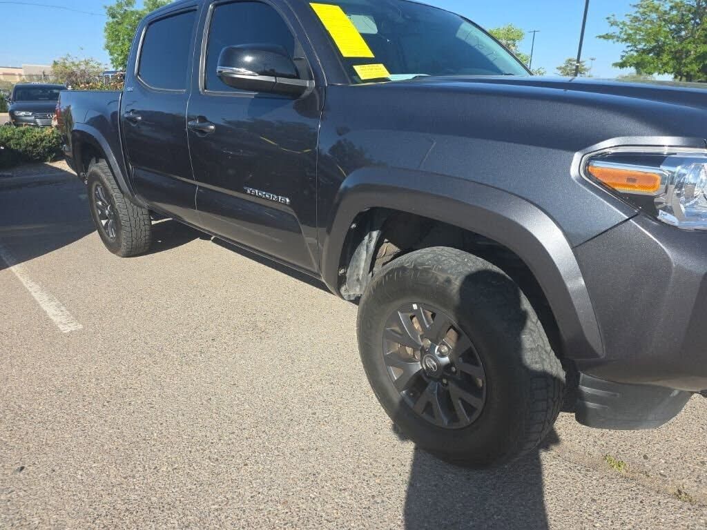 2022 TOYOTA Tacoma