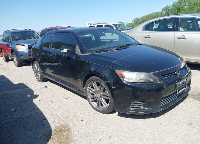 2013 TOYOTA SCION