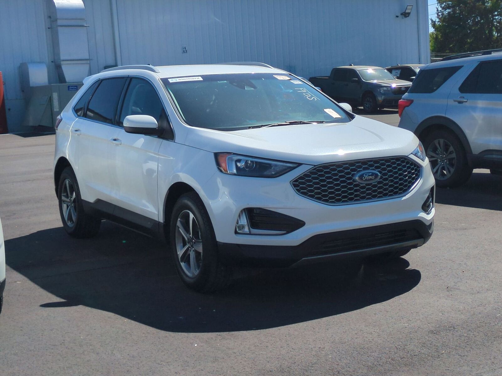 2023 FORD Edge