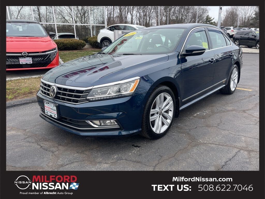 2018 VOLKSWAGEN Passat