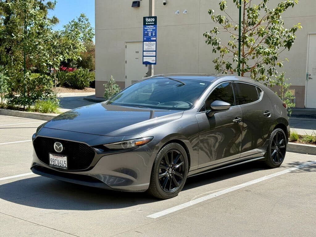 2019 MAZDA Mazda3