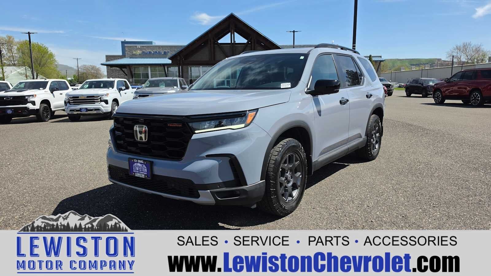 2025 HONDA Pilot