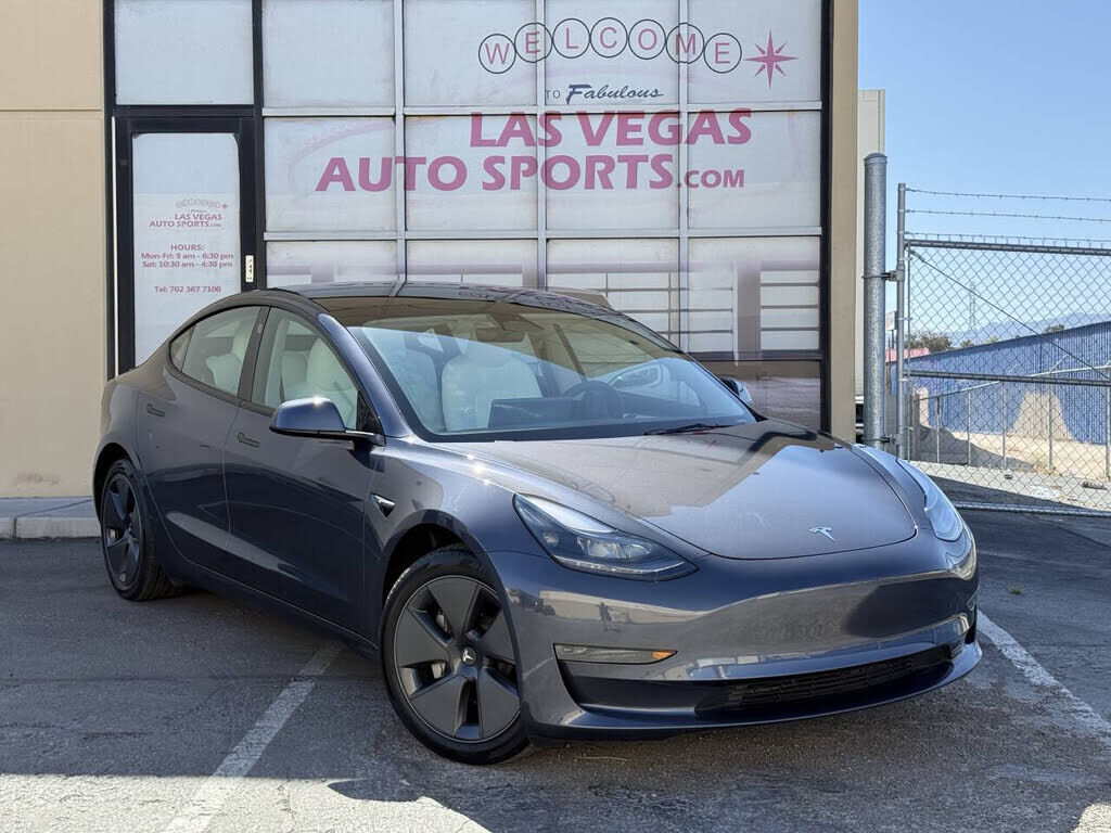 2023 TESLA Model 3