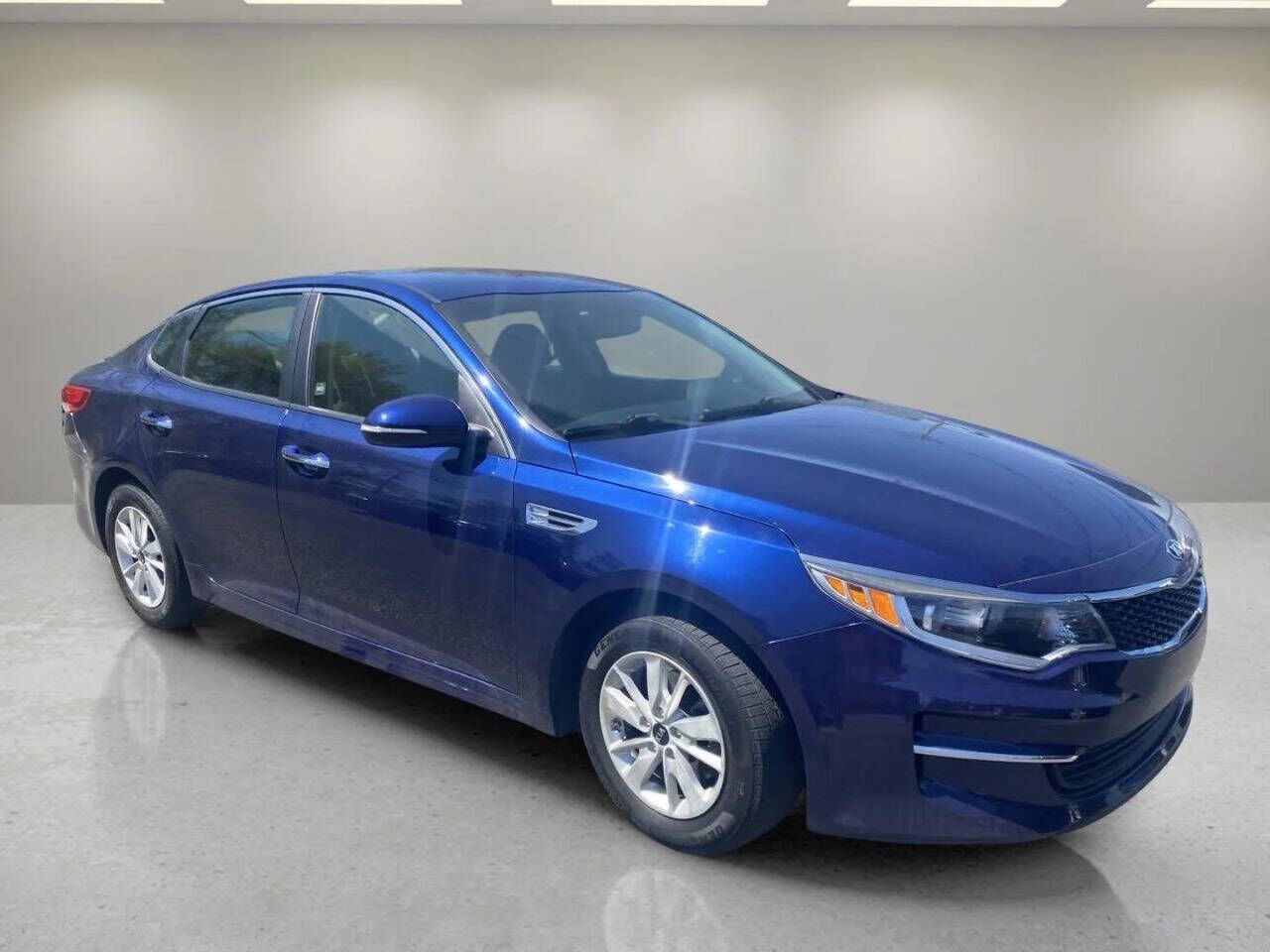 2017 KIA Optima