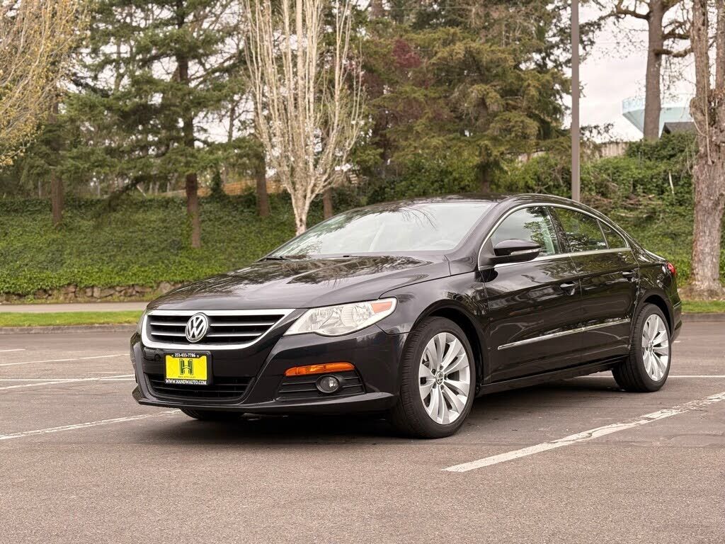 2010 VOLKSWAGEN Passat