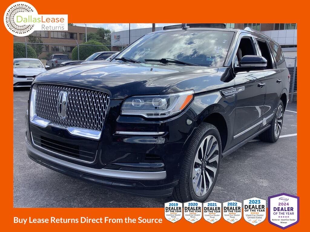 2022 LINCOLN Navigator